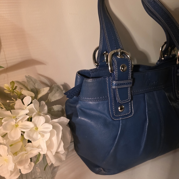 Coach Blue Leather Tote Bag - Picture 4 of 7